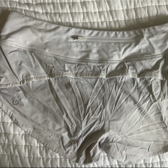 White Lulu speed ups 2.5 - Picture 2 of 3